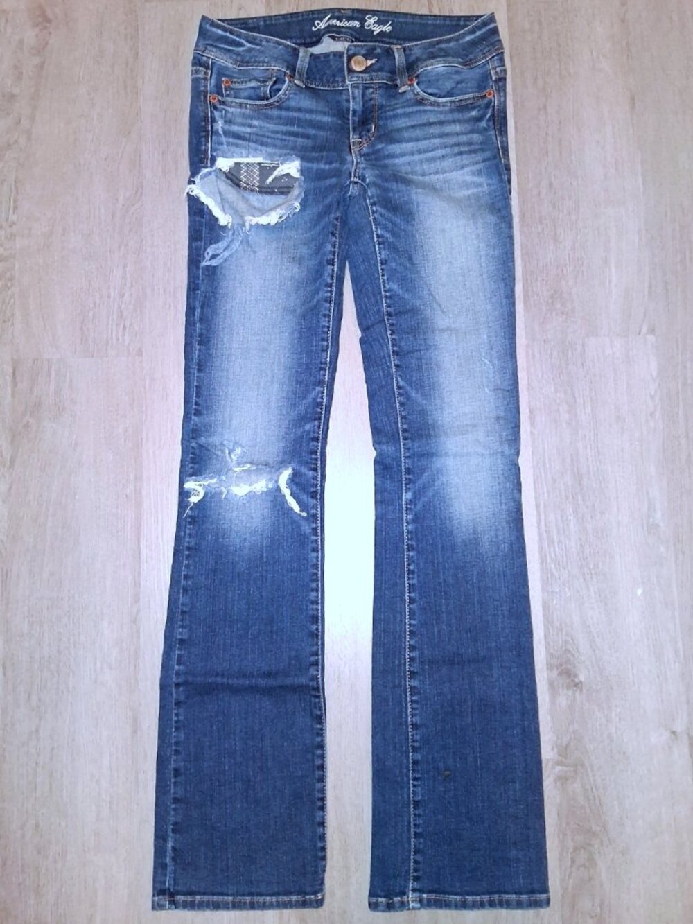 American Eagle Stretch Slim Boot Cut Jeans Size 2 Long Distressed Denim Bootcut